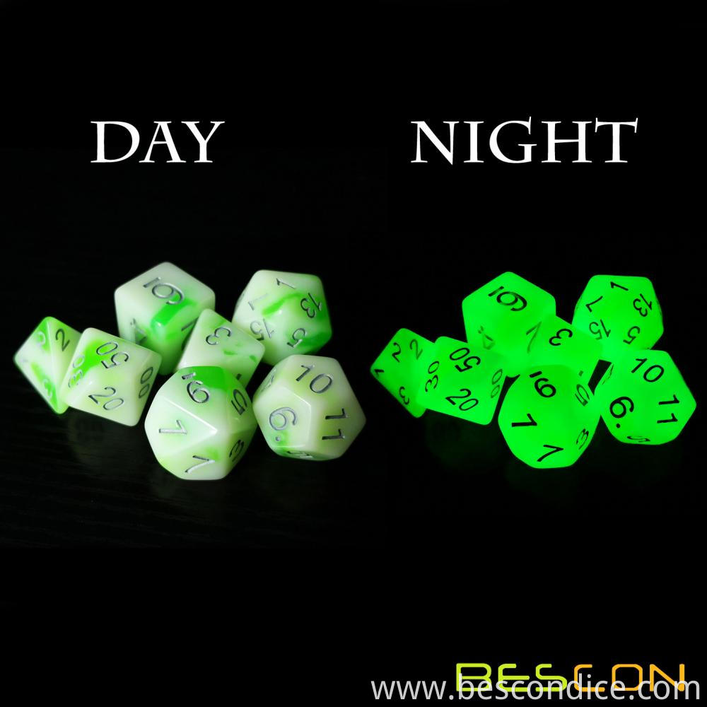 Luminous Jade Game Dice Set 3